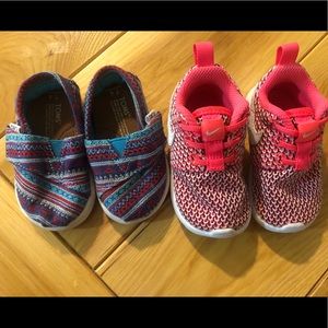 Lot - Infant/toddler size 4 shoes